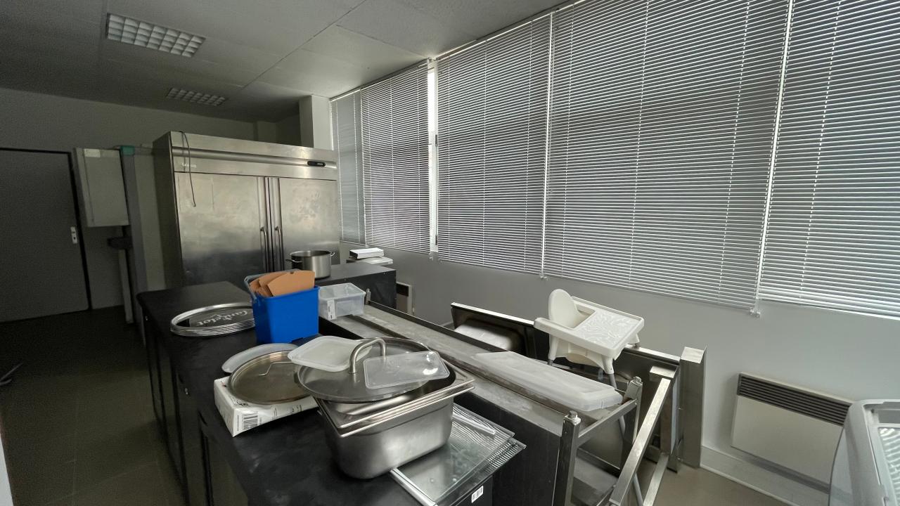 Local d'activité Les Essarts-le-Roi 396m² Vente local d'activité Les Essarts-le-Roi Yvelines OVACT2529113 9